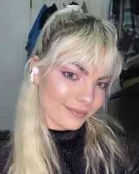 Brenda Caperton's Instagram, Twitter & Facebook