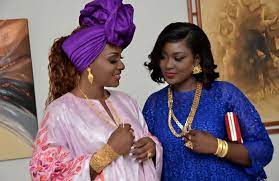 4 555 Mentions J Aime 61 Commentaires Mareme Dial Mareme Serie Maitresse Sur Instagram Mareme Serie Maitresse Sari Saree