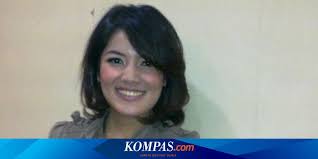 Diakuinya, ia baru tahu sang suami rupanya tempramen dan kurang bisa mengontrol emosi hingga main tangan. Nindy Qibil Hobi Maraton Nonton Film