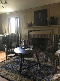 A wide variety of decorating colonial options are available to you, such as project solution capability, open style perfect for interior offices, businesses, homes, kitchens, hotels, restaurants, and cafes. Colonial Colonial Living Room Primitive Living Room Colonial Home Decor