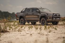 Kapasiti maksimum sebuah kereta hilux. Toyota Hilux Baharu Tampil Lebih Hebat Selamat Dan Bergaya Prebiu Com