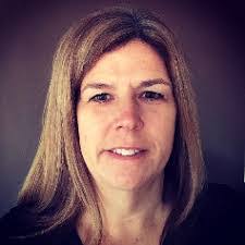 Darla Giles's Instagram, Twitter & Facebook