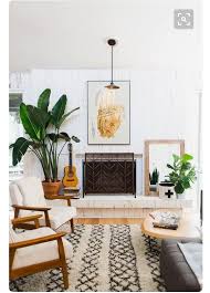 Banana Leaf Plant Afghan Rug Fiddle Leaf Fig Mid Century Fleur Chairs Guitar Home Decor Inspiration Mid Century Living Room Mid Century Modern Living Room