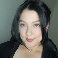 Vanessa Lara (@missnessalara)