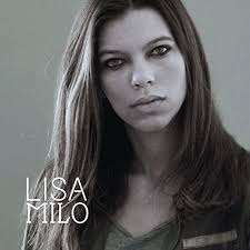 Lisa Milo's Instagram, Twitter & Facebook