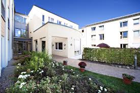 24 personen haben in den letzten 24 stunden nach einem haus in kiel gesucht. Haus Am Holunderbusch In Kiel