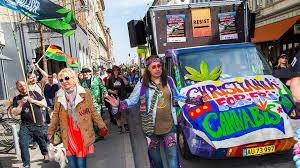 The weird and wonderful freetown christiania features on many a list of things to do in copenhagen. Drogenrazzia Gegen Hasch Verkauf In Kopenhagen