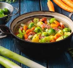 Bunter Wintereintopf Mit Mettwurst Rezept Rezept Wintereintopf Mettwurst Eintopf