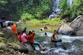 Kos harian sugih waras merupakan salah satu penginapan murah yang berlokasi dekat dengan jatim park 3. 10 Tempat Wisata Di Kediri Yang Indah Tapi Jarang Diketahui Tempat Wisata Di Kediri