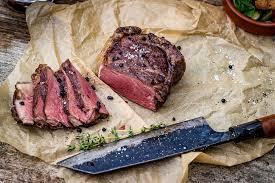 Bison Rumpsteak Mit Spargelsalat Und Brot Livingbbq De Rezept Rumpsteak Essen Kochen Und Backen