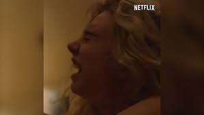 Martha and sean are a boston couple on the verge of parenthood whose lives change irrevocably when a home birth ends in unimaginable tragedy. Pieces Of A Woman Vanessa Kirby S New Netflix Film Moves Viewers Daily Mail Online