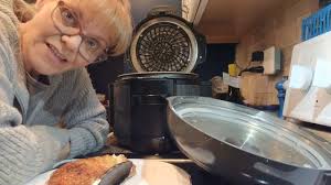 Ninja Foodi Real Time Conundrum Reheated Whole Rotisserie Chicken Tast Recipes Using Rotisserie Chicken Reheating Rotisserie Chicken Rotisserie Chicken