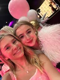 Madison Mott Glow House