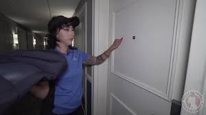 She was late with my food - XNXX.COM