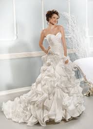 We did not find results for: Cosmobella Style 7628 Available At Lady Marmalaide Fourways Braut Brautkleid Kleider