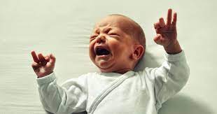 Dalam islam sudah dijelaskan bahwa merawat bayi harus dengan tenang dan perasaan yang ikhlas. 2 Cara Menenangkan Bayi Menangis Tengah Malam Popmama Com