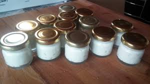 Detaylar haberimizde evde bitkisel diş macunu yapmak için 1 yemek kaşığı hindistan cevizini bir kasenin içine koyun. Fermente Mutfagim Ev Yapimi Killi Probiyotik Dis Macunu