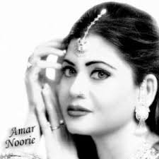 Amar noorie sardool sikander hasdi de phool kirde. Boliyan Amar Noorie Lyrics Song Meanings Videos Full Albums Bios