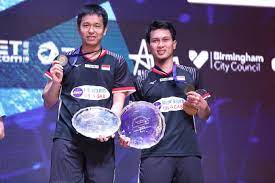 Hendra/ahsan tundukkan zhang nan dengan pasangan barunya di rumahnya sendiri nah, kamis (8/11) tadi malam, hendra/ahsan seperti memperlihatkan aura kedewaan mereka di hadapan para. 2019 All England Champions Ahsan Hendra Find Light At End Of Tunnel Sports The Jakarta Post