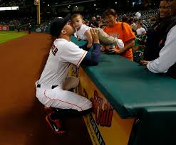 George chelston springer iii (born september 19, 1989) is an american professional baseball outfielder for the toronto blue jays of major league baseball (mlb). Houston Astros On Twitter Please Enjoy This Photo Of George Springer Kissing His Nephew Before The Game Taken By Karenwarrenhc Http T Co Qi394aan8o