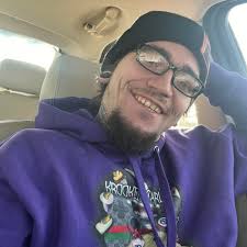 👀 Who do we think it's gone be?