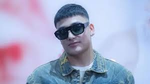 Alberto Reyna, creador de escenografías, su trabajo ha sido reconocido a  nivel nacional