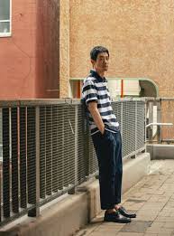 加瀬亮の自然で心地いい ユニクロ の着こなし方 feature pen online 加瀬 ファッションポーズ集 ファッション