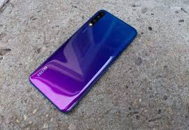 Tecno Phantom 9 – TechArena