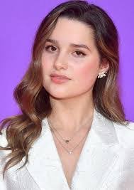 Ronnie Loomis's Instagram, Twitter & Facebook