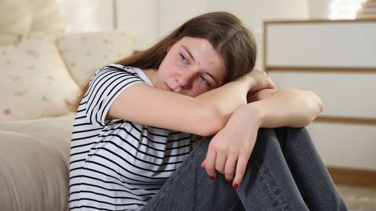 Depresión infantil y adolescente: cómo detectarla y acompañar a los  jóvenes. - Clinica Premium