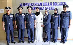 Portal jawatan kosong ingin berkongsi maklumat peluang peker. Suspek Seludup Sisik Tenggiling Rm100 Juta Bakal Didakwa Utusan Borneo Online