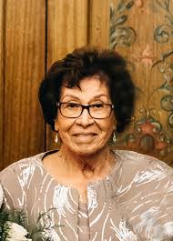 Catalina Plata's Instagram, Twitter & Facebook