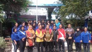 Praktek standar kompetensi buku sumber : Smp Negeri 1 Sunggal Laksanakan Kegiatan Outdor Clasroom Day Tingkat Kabupaten Deli Serdang Akurat Faktual Elegan Moltoday Com