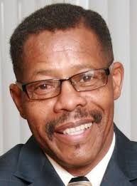 3 mayors, town officials elected in municipal races