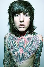 Oli Sykes Chest And Arms Tattoo Oli Sykes Oliver Sykes Blonde Hair Looks