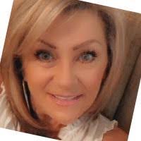 Keri Perkins's Instagram, Twitter & Facebook