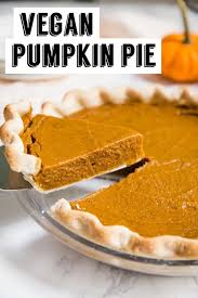 15 Vegan Thanksgiving Pumpkin Pie Recipes Aglow Lifestyle Vegan Pumpkin Pie Vegan Pumpkin Recipes Vegan Pumpkin Pie Recipe