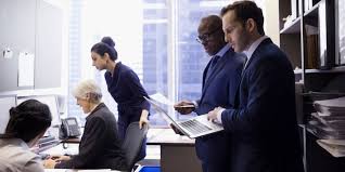Avocat Associe Salaire Et Metier Capital Fr