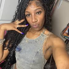 Who can do boho/goddess braids in August?