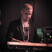 Gilberto Ferrer Júnior: Un hijo de la Música