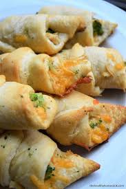 Chicken Broccoli Cheese Crescent Rolls Recipe Crescent Recipes Crescent Roll Recipes Dinner Pilsbury Crescent Recipes