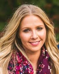 Cindy Halstead's Instagram, Twitter & Facebook