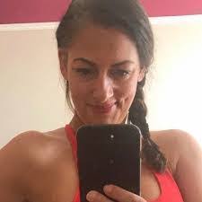 Sonja Nolan's Instagram, Twitter & Facebook