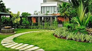 Intinya, jangan sampai anda tinggal di dalam hunian yang tidak menyehatkan dan tidak membahagiakan. Taman Rumah Menurut Feng Shui
