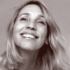 Sandra Brunet (@BBlueSundraw)