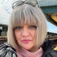 Patti Luther's Instagram, Twitter & Facebook