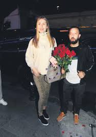 Check spelling or type a new query. Chloe Loughnan Eski Esi Serdar Ortac La Ilgili Konustu En Yakin Arkadasim Takvim