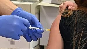 Il caso della 18enne colpita da trombosi a genova dopo aver ricevuto la somministrazione le vaccino astrazeneca ha destato preoccupazione tra i giovani che avevano volontariamente prenotato la. Uq0adaq0vigx5m
