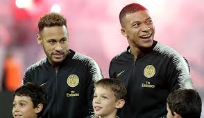 Neymar jr and kylian mbappe funny moments, prank mbappe, failed, skills. Neymar Und Mbappe Psg Boss Schliesst Verkaufe Aus Real Total