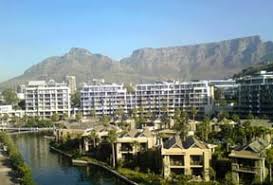Cape town is at the extreme south west corner of africa, with the cold atlantic on the west and the warm indian ocean to the east. Cape Town City Centre Accommodation